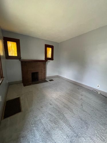 1660 Dewey Ave, Cincinnati OH  45205-1024 exterior