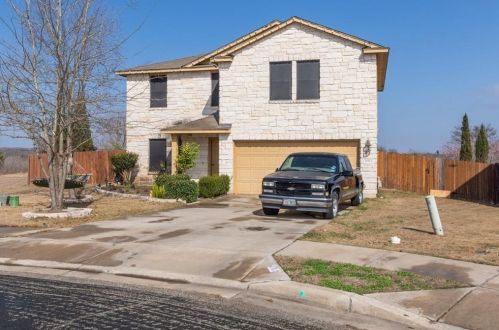 11913 Big Sky Dr, Webberville, TX 78653-5393