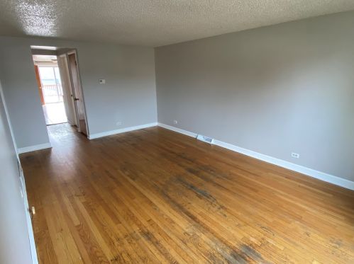 4843 Lavergne Ave, Chicago, IL 60638-2138