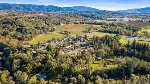 3068 Westerly Pl, Ukiah CA 95482-3515 exterior