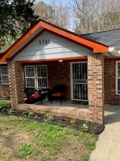 3381 Lake Valley Rd, Atlanta, GA 30331-1627