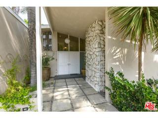 3144 Nichols Canyon Rd, Los Angeles, CA 90046-1245