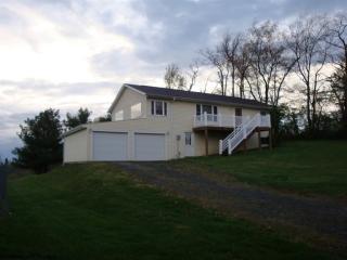 866 Pierpont Rd, Morgantown WV  26508-4167 exterior