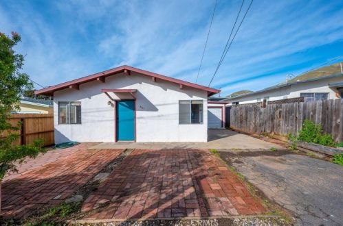 461 Luzon St, Morro Bay, CA 93442-1320