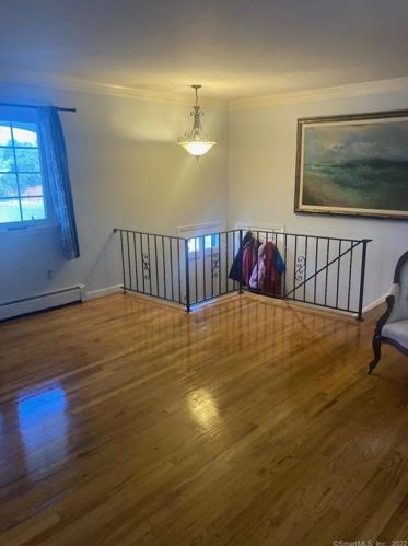 1 Cottontail Rd, Norwalk CT  06854-3202 exterior