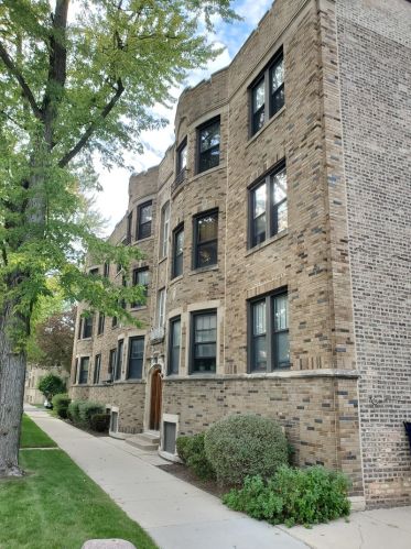 2414 Thorndale Ave, Chicago, IL 60659-5027