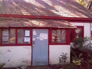 2218 Daniel Rd, Pueblo, CO 81006-1925