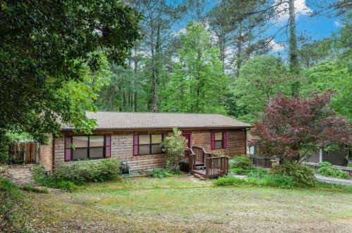 4195 Bradley Dr, Lithonia, GA 30039-6545