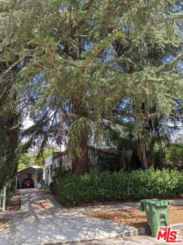 14615 Greenleaf St, Van Nuys, CA 91403-4125