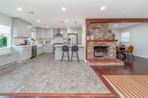 10231 Eglise Ave, Downey CA  90241-2920 exterior