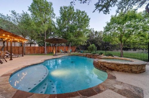 12316 Alcanza Dr, Austin, TX 78739-1962
