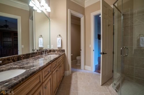 1211 Cory Cir, Reynolds Plantation GA  30642-4829 exterior
