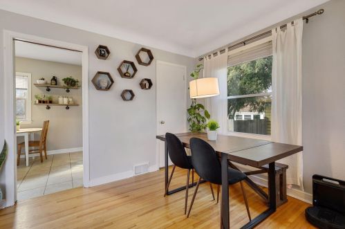 2710 2nd Ave, Saint Paul MN  55109-3320 exterior