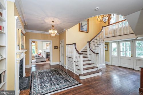 27 Rosedale Rd, Princeton NJ  08540-6702 exterior