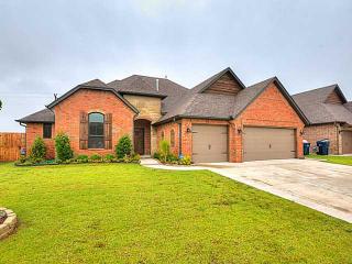 10812 21st St, Yukon, OK 73099-7576