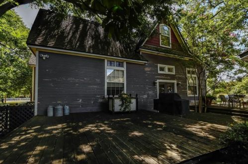 605 Bond St, Whitewright TX 75491-2212 exterior