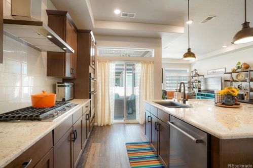 5019 Quatar St, Denver CO  80019-3556 exterior