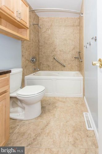 5612 Thicket Ln, Columbia MD  21044-2527 exterior