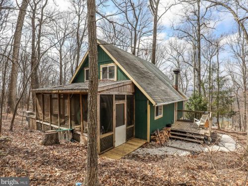 1429 Nancy Jack Rd, Gerrardstown WV  25420-3090 exterior
