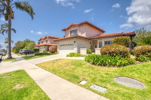 6525 Beachview Dr, Palos Verdes Estates, CA 90275-5800