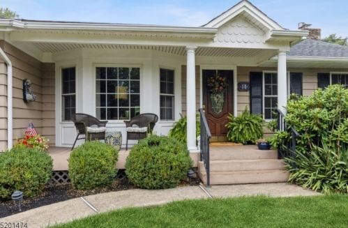 30 Old Farmhouse Rd, Millington, NJ 07946-1206