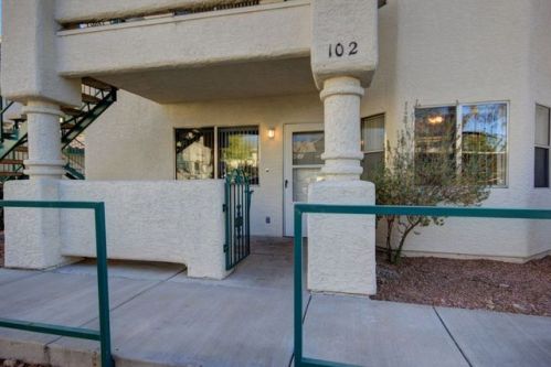 810 Mesquite Springs Dr, Mesquite, NV 89027-2350