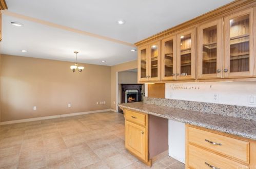 121 Barbara St, Anaheim CA  92806-3825 exterior