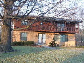 5582 Alomar Dr, Cincinnati, OH 45238-5150