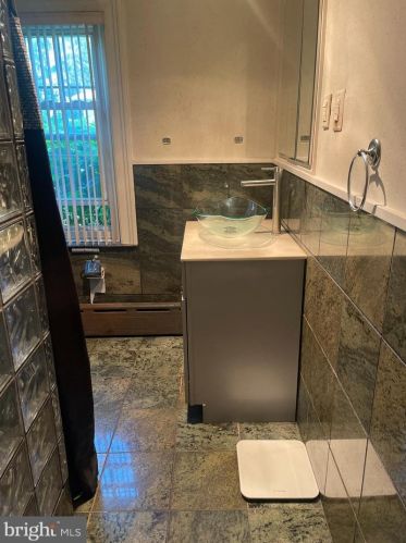 1401 State St, Trenton NJ 08609-1713 exterior