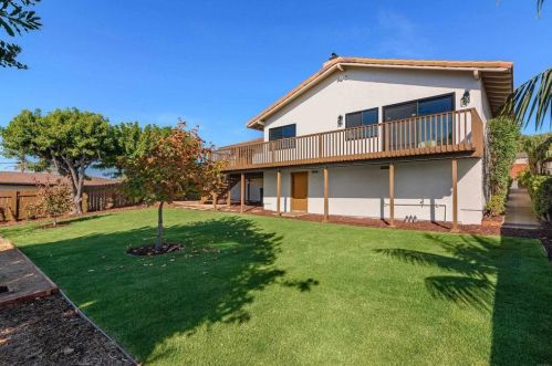 2063 Grandview St, Oceanside CA  92054-5618 exterior