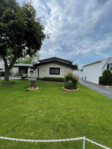 2714 Audrey Ave, Waukegan, IL 60087-3545
