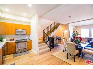 13346 Washington Blvd, Los Angeles CA  90066-5108 exterior