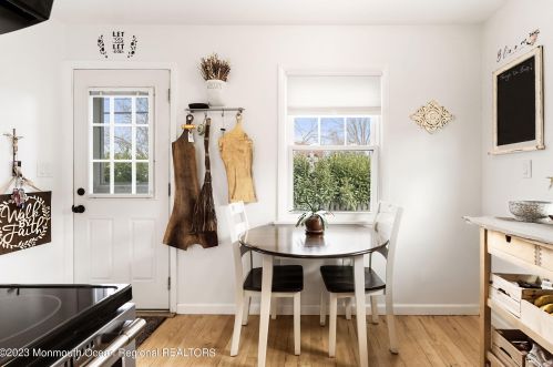 605 Front St, Tinton Falls NJ  07701-5515 exterior