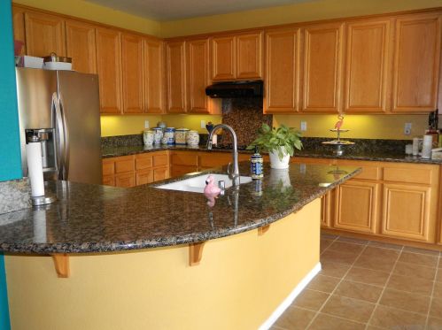 1461 Stanislaus Dr, Chula Vista CA  91913-1479 exterior