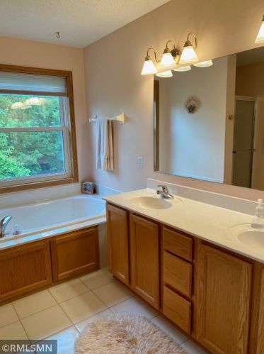 13875 Flagstaff Ave, Saint Paul MN  55124-5055 exterior