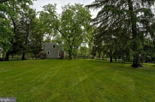 33 Wilder Ave, Princeton NJ  08540-0064 exterior