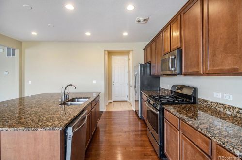 21531 Un Dr, Denver CO 80015-6600 exterior