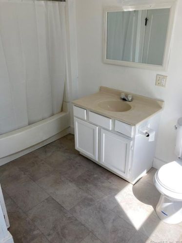 4 Pleasant St, Killingly CT  06241-1605 exterior
