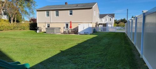 20 Clifford Dr, Westerly RI  02891-4460 exterior
