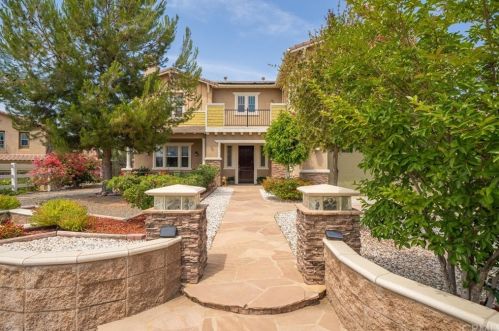 16550 Catalonia Dr, Riverside CA  92504-8701 exterior