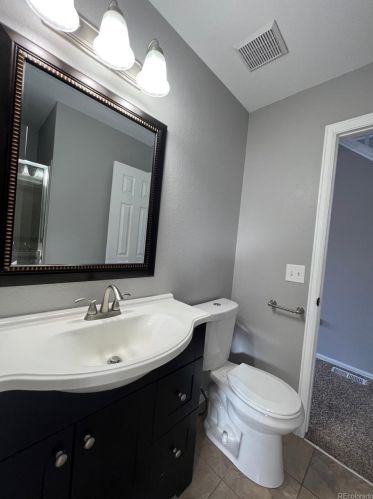 19083 Chenango Cir, Aurora CO 80015-4946 exterior