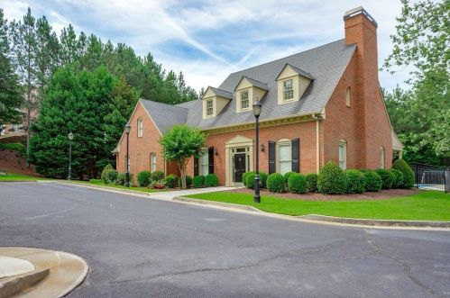 2551 Essex Ln, Atlanta GA  30331-7855 exterior