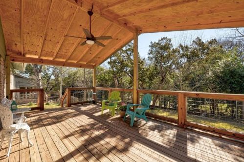 1305 August Dr, Austin TX  78753-2909 exterior