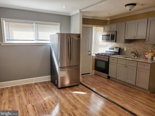 5341 Lindbergh Blvd, Philadelphia PA  19143-5829 exterior