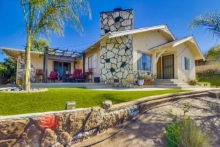 450 Chestnut Ln, Escondido, CA 92025-5203