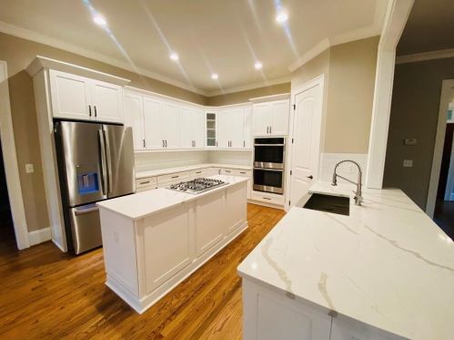6017 Grand Marina Cir, Gainesville GA  30506-7828 exterior