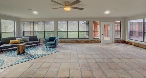 2029 Pond Shore Dr, Angleton TX 77515-7483 exterior