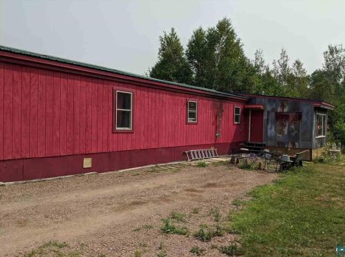 33 Pine Mountain Ct, Lutsen, MN 55604-2261