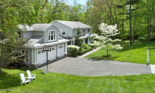 29 Orchard Hill Rd, Norwalk, CT 06851-3420