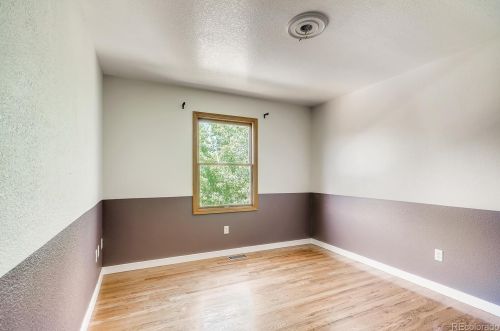 155 Johnson Dr, Loveland CO  80537-3663 exterior